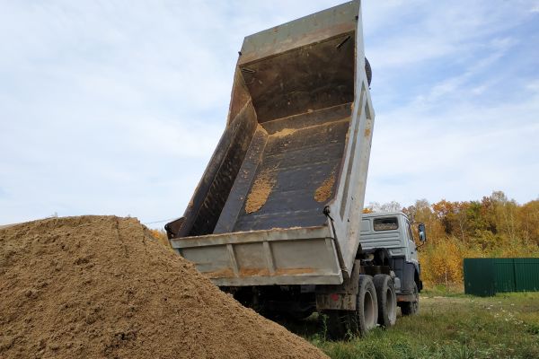 Topsoil Delivery in Madera