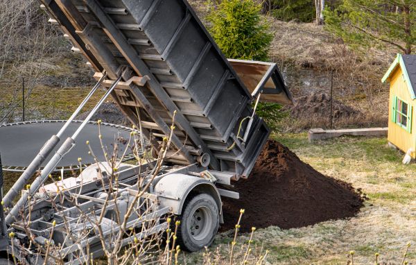 Yard Soil Delivery in Madera