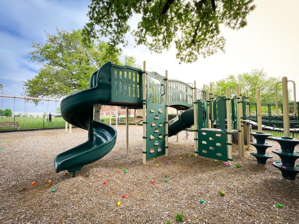 Playground Mulch Service in Madera